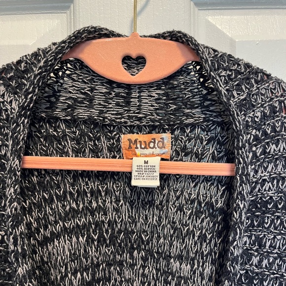 Short Sleeve Sweater Cardigan - Picture 2 of 3